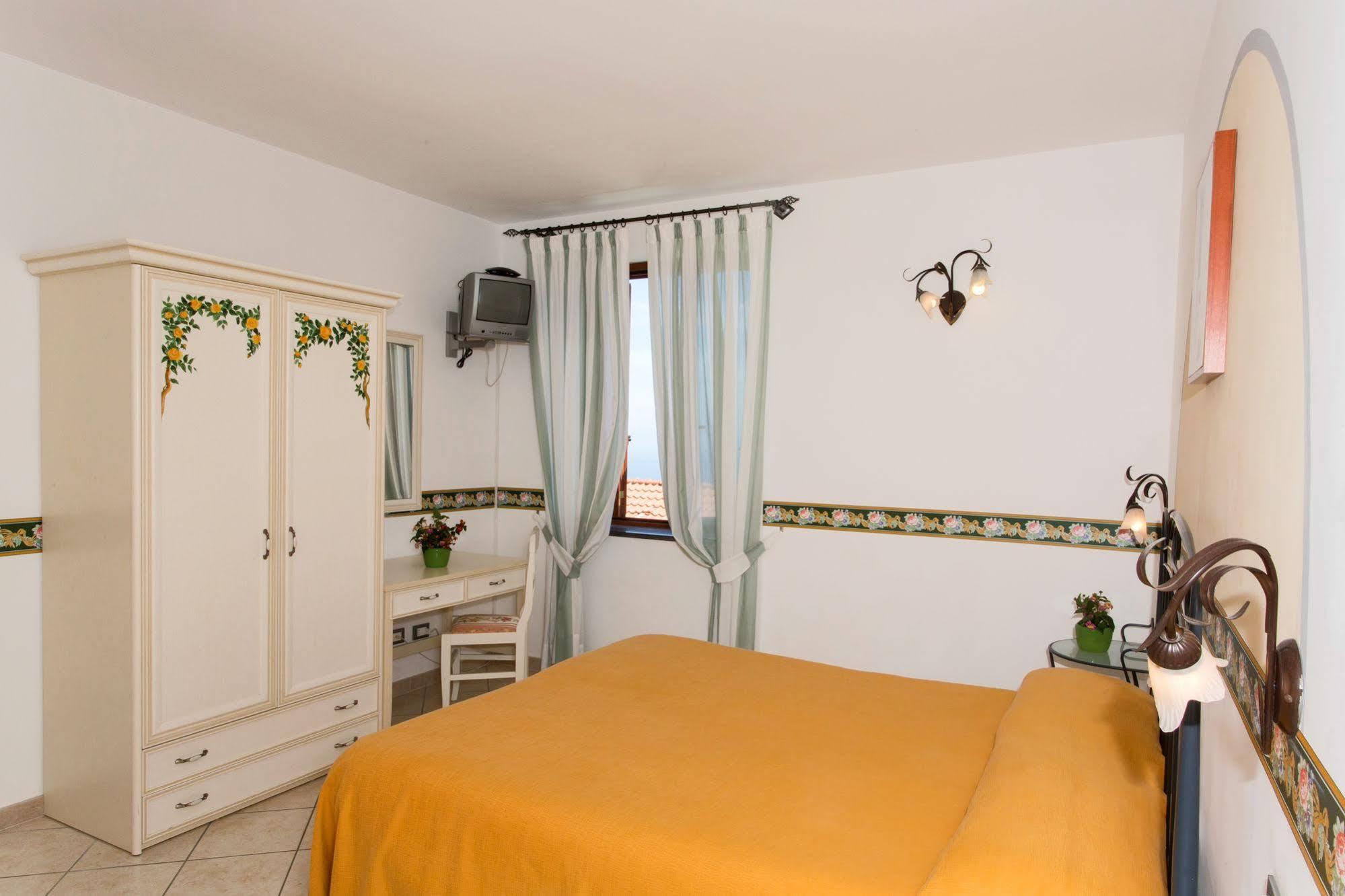 Il Rifugio Di Ela Villa Furore Luaran gambar